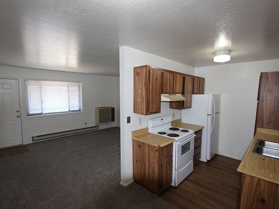1st image of 3818 S Walapai Dr