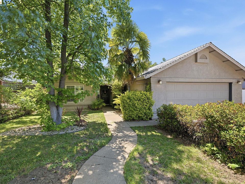 1st image of 17522 Wild Oak Dr