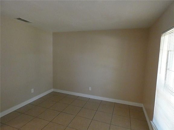 4th image of 602 Shorecrest Dr
