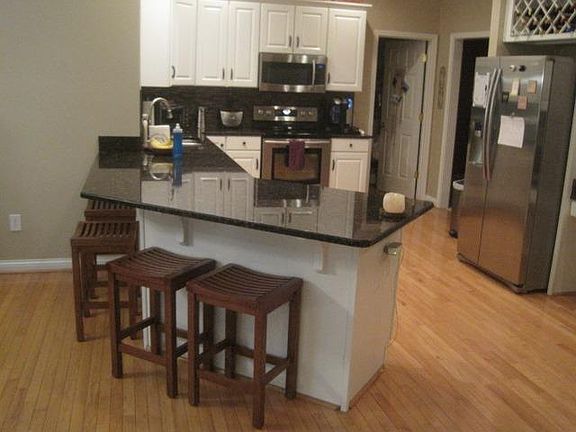 5th image of 3109 Dunhill Ct