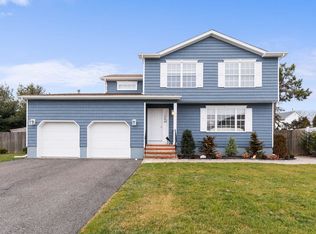 4 Deborah Ln, Howell, NJ 07731