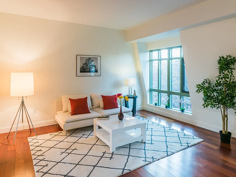 20 2nd St #428 — Photo 9