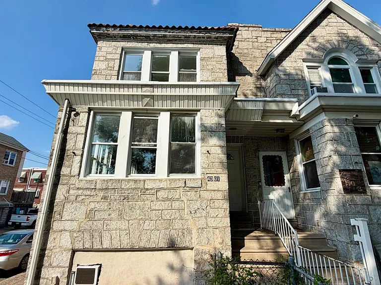 4301 Cottman Ave — Photo 1