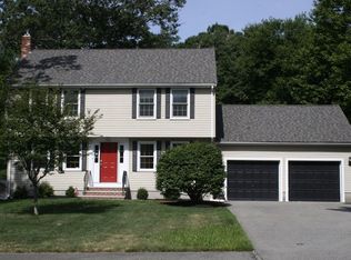 191 Presidential Dr, Abington, MA 02351