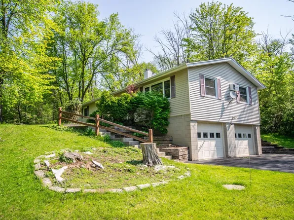 5830 Wildlife ROAD, Allenton, WI 53002
