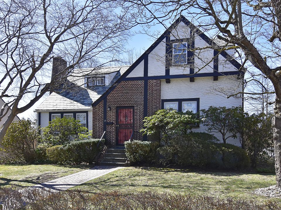 1st image of 18 Oakland Ave