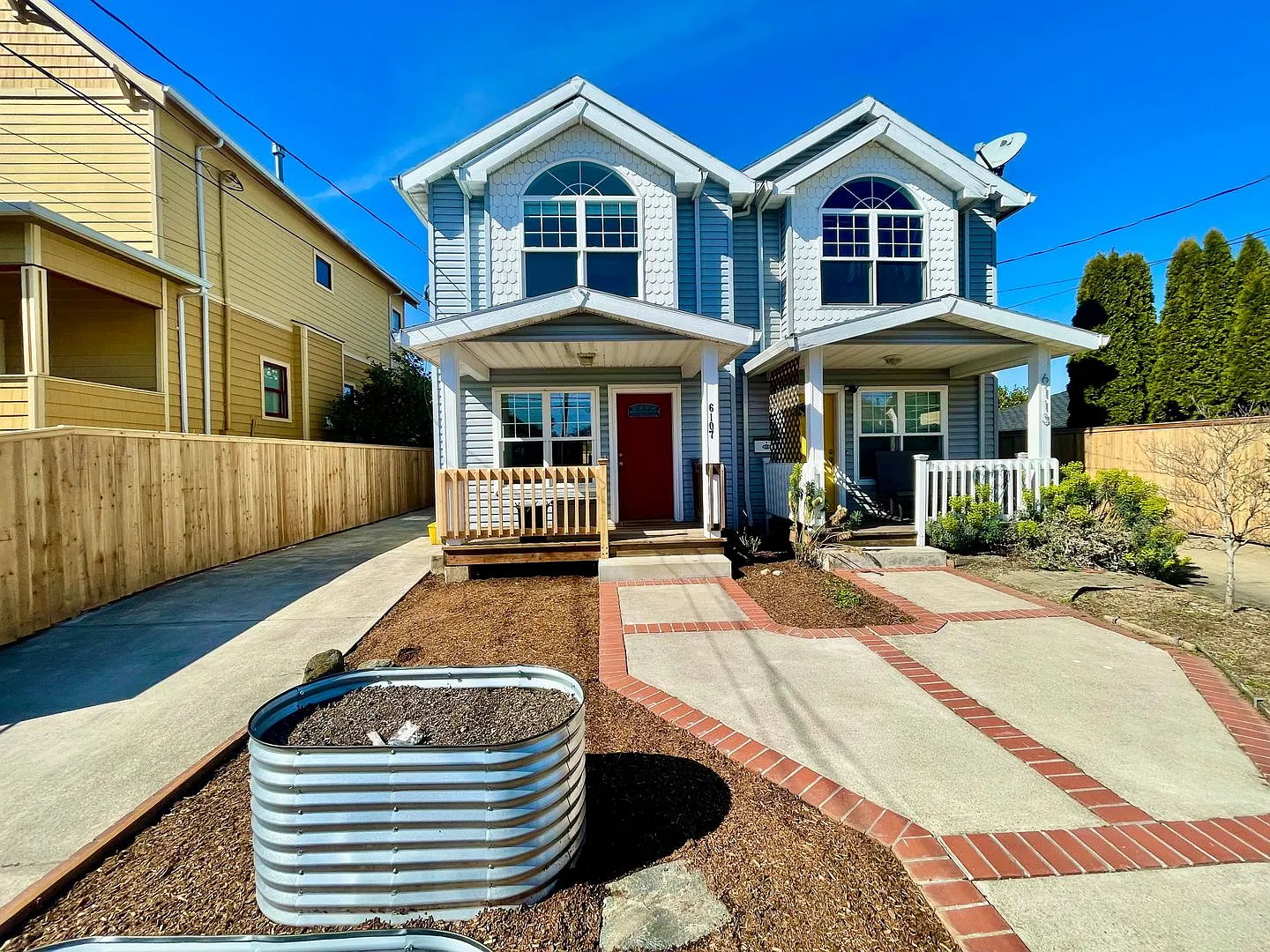 Inviting, Updated 3-Bedroom Home with Den & Fenced Patio, Near Alberta! — Photo 1