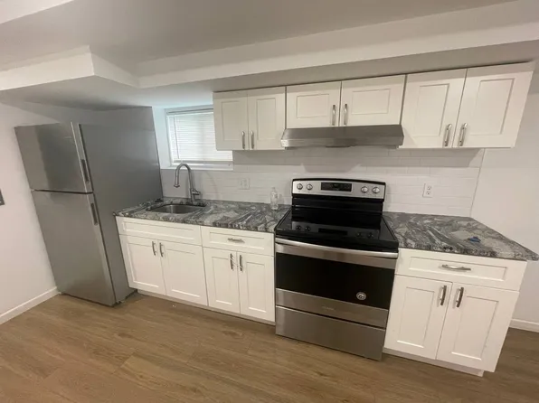 435 Rennard St #1, Philadelphia, PA 19116