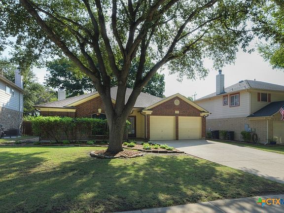 3rd image of 4628 Flagstone Dr
