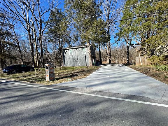 3rd image of 4754 Poplar Wood Rd