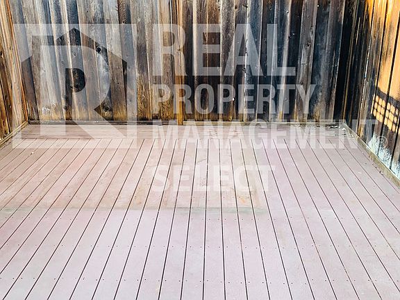 5th image of 2450 Yale St