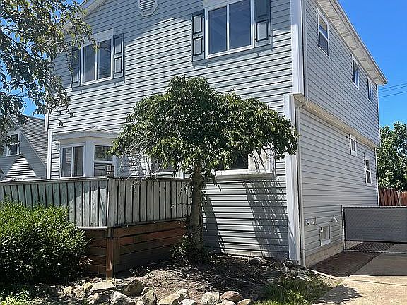 2nd image of 1540 Fruitland Ave