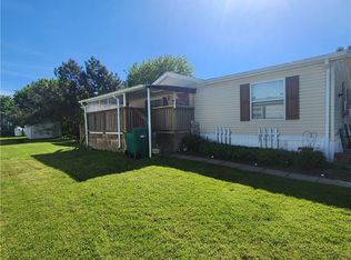 16 Meadowlark Dr, Avon, NY 14414
