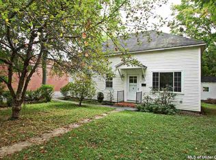 7 Pine Grove St, Woodstock, NY 12498