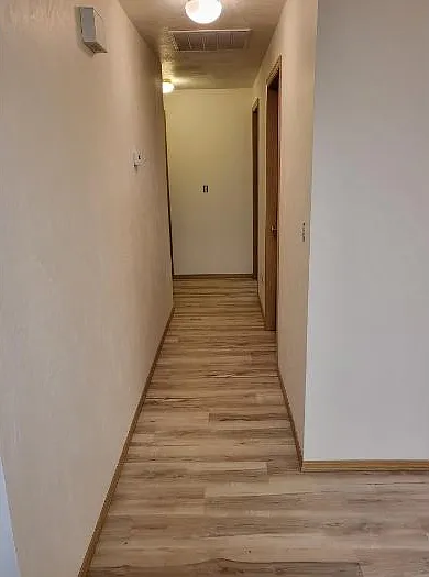 3 bed, 1300 sqft, $2,395 — Photo 3