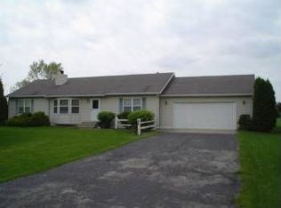 1578 N Lofgren Rd, Rolling Prairie, IN 46371