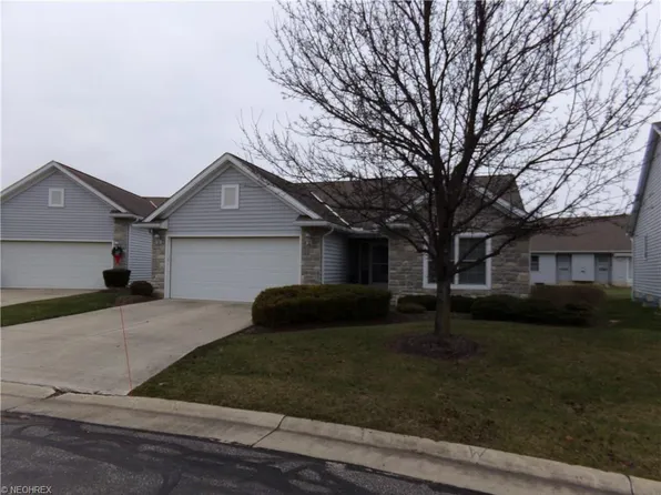 114 Gleneagle Dr, Elyria, OH 44035