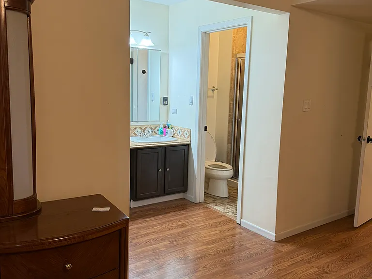 1036 Churchill Dr — Photo 20