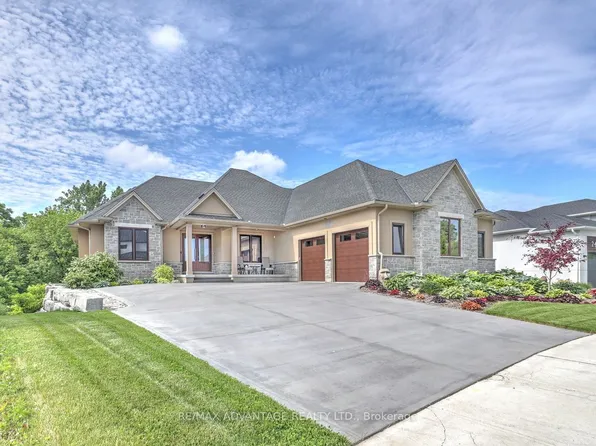 240 Edgewater Blvd, Middlesex Centre, ON N0L 1R0
