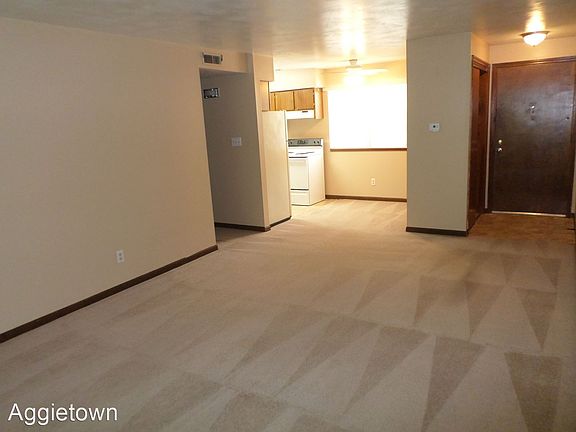 5th image of 1923 Anderson Ave APT 7