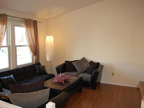 3rd image of 6025 Sunwood Pl