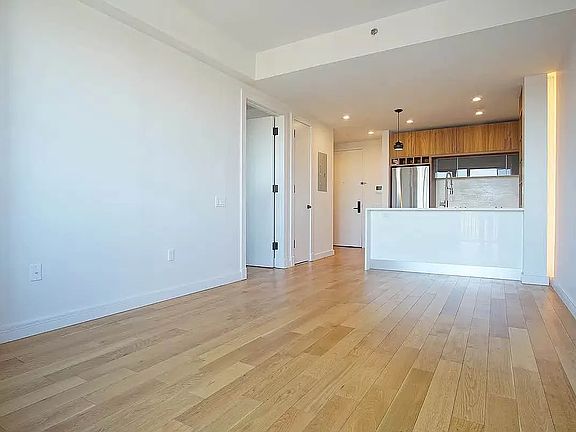 5th image of 1801 Ocean Ave APT 7G