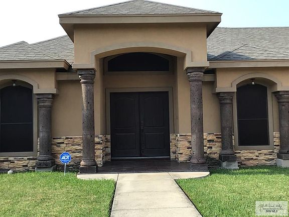 2nd image of 5881 Greenwood Dr