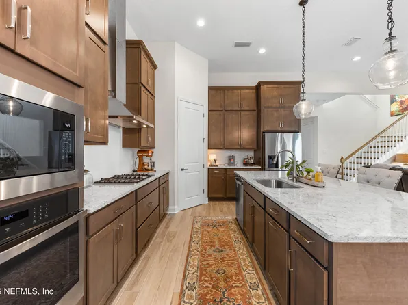 12080 GENERATIONS Avenue, Jacksonville, FL 32224