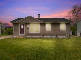 404 E Lincoln Ave, Glendale Heights, IL 60139
