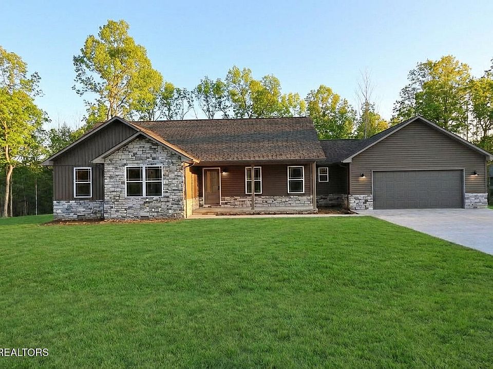 1st image of 595 Taylon Ln