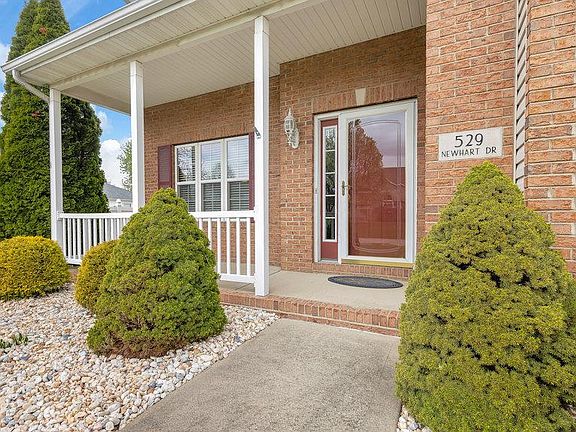 5th image of 529 Newhart Dr
