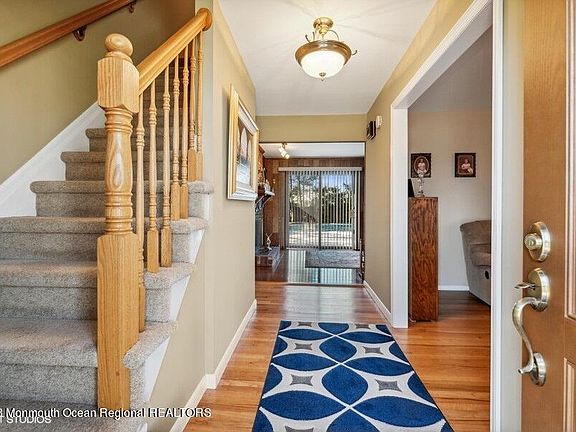 5th image of 51 Hibernia Way