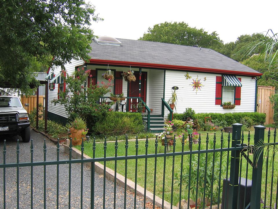 main house 