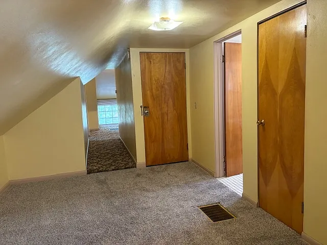 1 bed, 1.0 bath, $950 — Photo 2