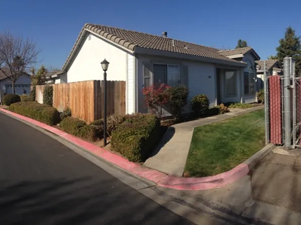 2655 Parklane, Ceres, CA 95307