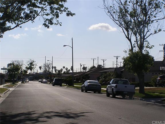 4th image of 12911 Casimir Ave