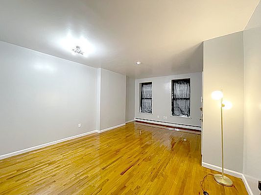 2nd image of 347 Marion St Unit 1