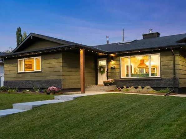 10832 W Mapleford Rd SE, Calgary, AB T2J 1X8