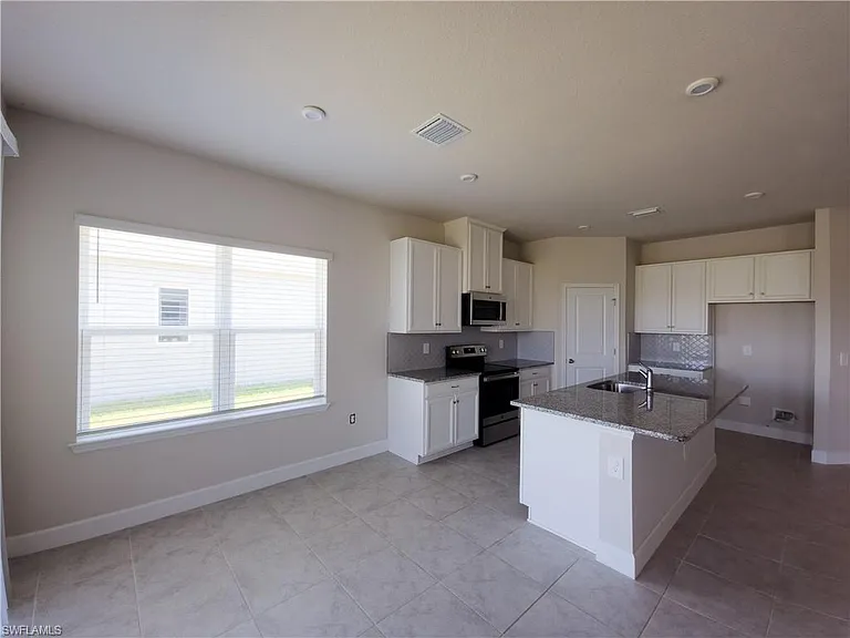 16380 S Port Harbor Blvd — Photo 3