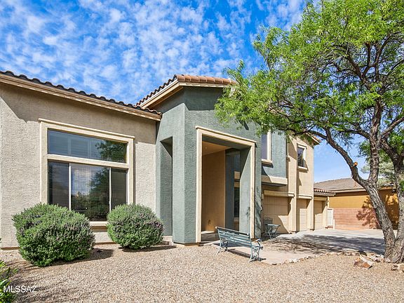 4th image of 8683 N Ironwood Reserve Way