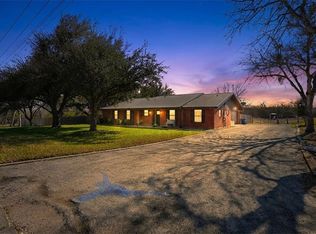 301 Lagarto Rd, George West, TX 78022
