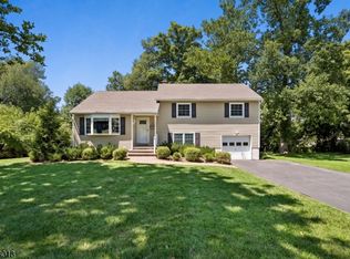 11 COLONIAL WAY, Livingston Twp., NJ 07039