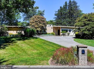 3604 Woodvalley Dr, Pikesville, MD 21208