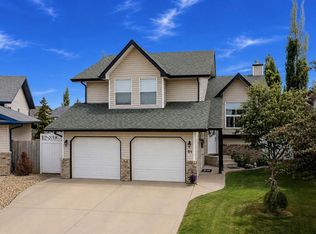 51 N Dolan Close, Red Deer, AB T4R 3C9