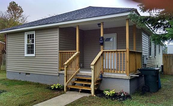 2nd image of 204 S 13th Ave
