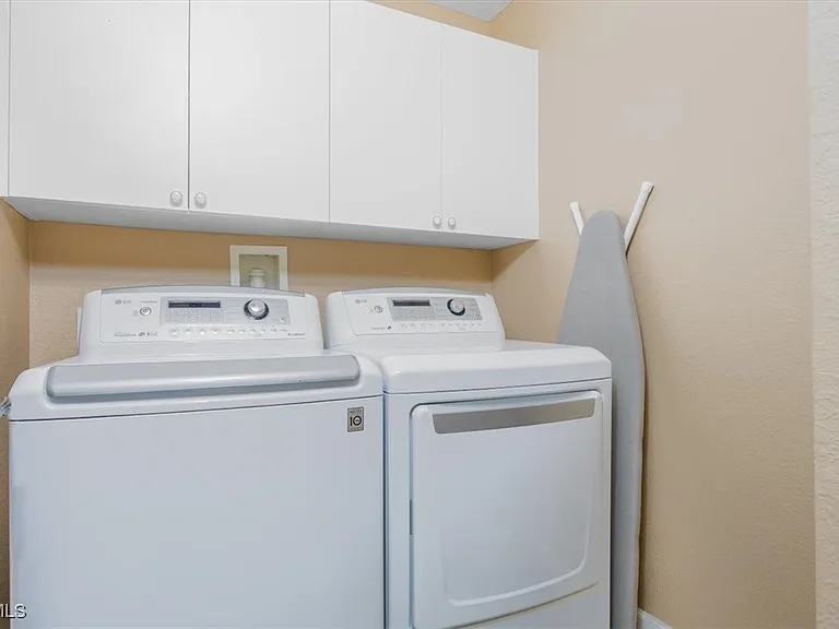 13091 Pebblebrook Ridge Ct #101 — Photo 29