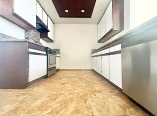 947 N Serrano Ave #203, Los Angeles, CA 90029