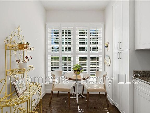 3rd image of 15 Ellsworth Heights St