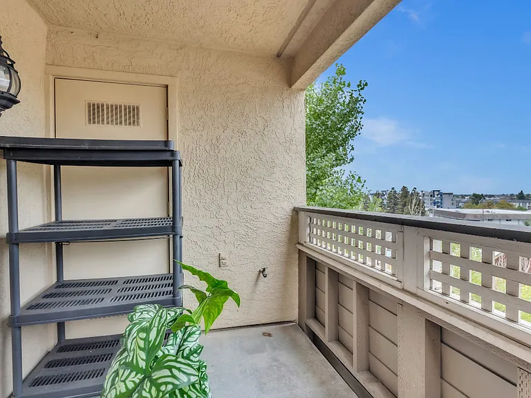 29583 Vanderbilt St #310 — Photo 16