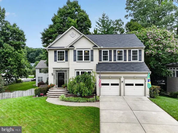 2803 Erna Ct, Crofton, MD 21114